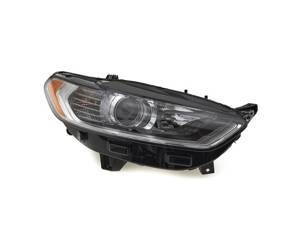 Lampa przednia strona prawa