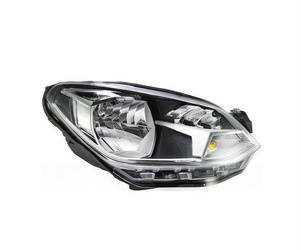 Lampa przednia strona prawa