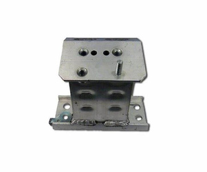 Mocowanie zderzaka strona prawa