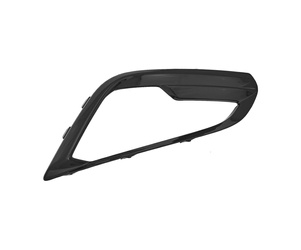 Grill zderzaka strona lewa