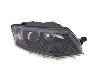 Lampa przednia strona prawa