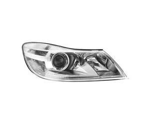 Lampa przednia strona prawa