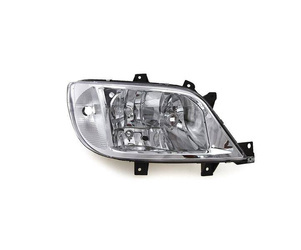 Lampa przednia strona prawa