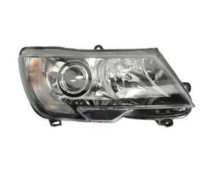 Lampa przednia strona prawa