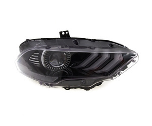 Lampa przednia LED strona prawa